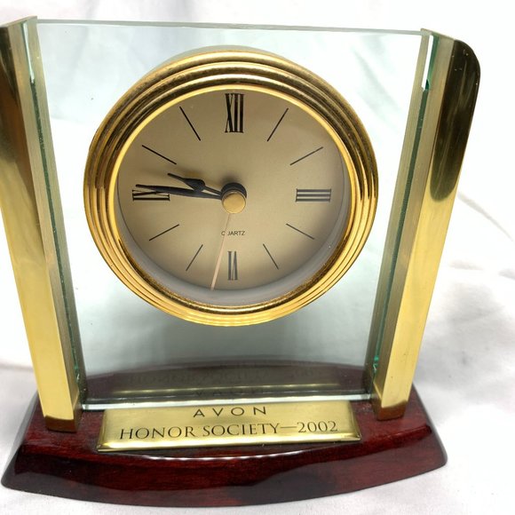 Avon Honor Society Clock - 2002 4 3/4 Inches Wide 6 Inches Tall - Picture 1 of 5